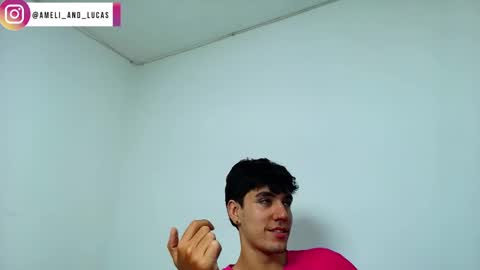 Snapshot of ameli_and_lucas chatting on December 21, 4:41 am Amelia  Lucas online show from December 21, 4:41 am