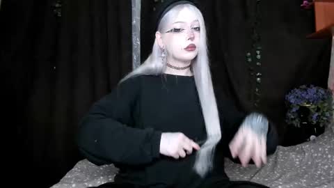 Amelia online show from November 1, 7:35 pm