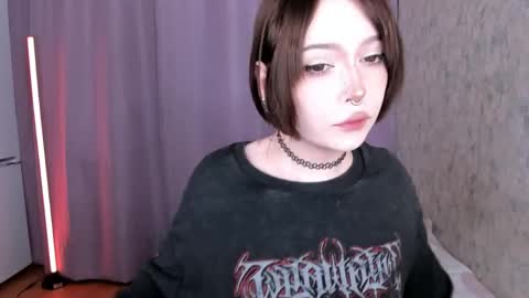 Amelia online show from June 1, 1:12 pm