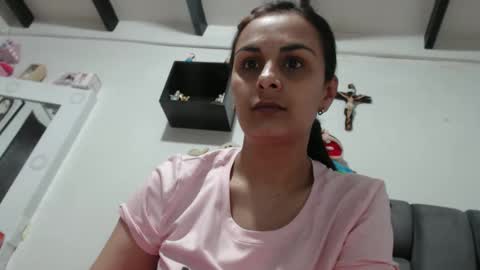 amelia online show from November 17, 4:26 am