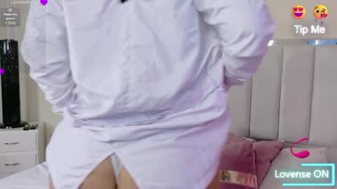 Karen  online show from July 25, 2:59 pm