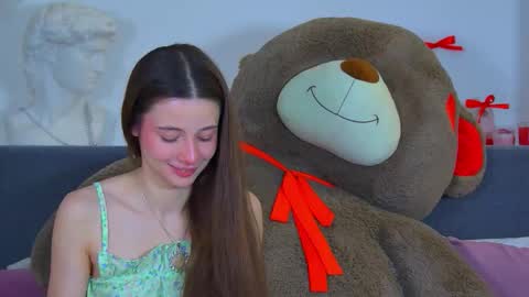 Amelia online show from November 5, 6:54 pm