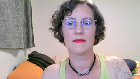 Ameliaishka online show from June 18, 4:18 am