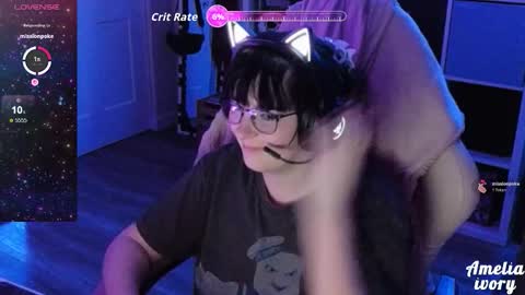 ameliaivory online show from November 13, 5:10 am