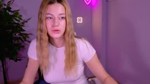 Amelia online show from July 28, 2:53 am