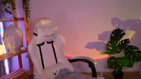 Amelia online show from July 25, 3:59 am