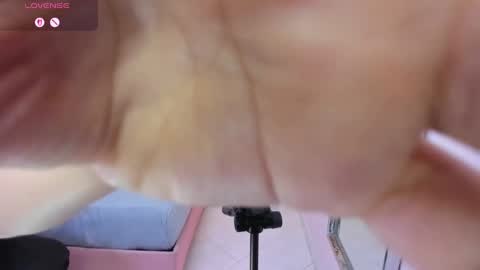 Victoria online show from September 9, 7:25 pm