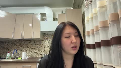 Ameliya online show from April 8, 9:29 pm