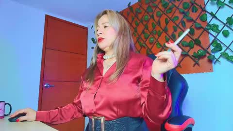 Amell Thomson online show from April 21, 11:39 am