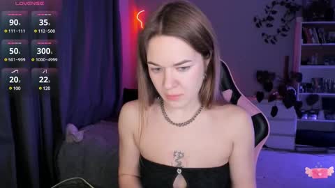 Hi-hi I am Kate welcome to my sexy room online show from February 19, 7:59 pm