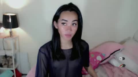 Snapshot of ami_lewis chatting on September 30, 3:17 am JOANNA online show from September 30, 3:17 am