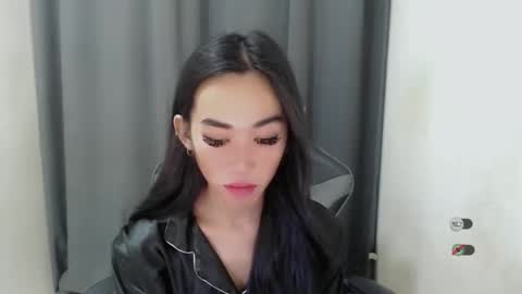 Snapshot of ami_lewis chatting on March 2, 1:37 am JOANNA online show from March 2, 1:37 am