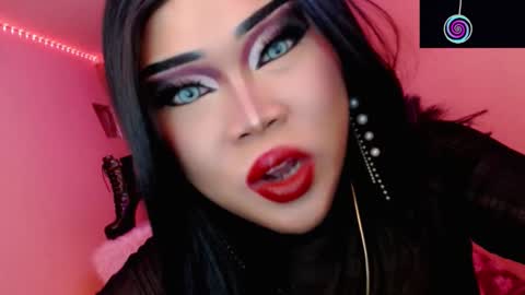 Queen Mireska online show from November 14, 4:31 pm