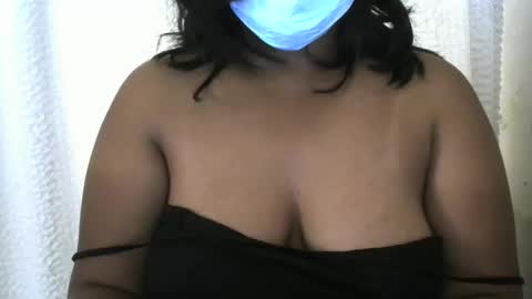 amichouu online show from December 15, 6:53 am