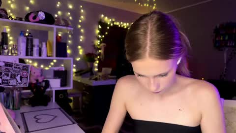 Amily online show from March 23, 3:06 pm