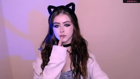 Amina online show from April 20, 3:15 pm