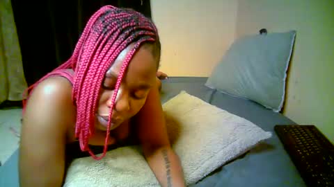 amira9120 online show from December 17, 8:37 pm