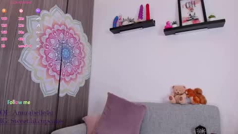 Snapshot of amiracupcake chatting on February 26, 9:42 pm AMIIRA online show from February 26, 9:42 pm