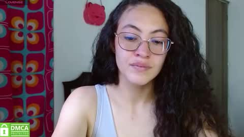 amitlu_ online show from January 7, 7:41 pm