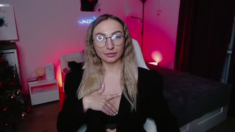 Ammy online show from December 14, 2:44 am