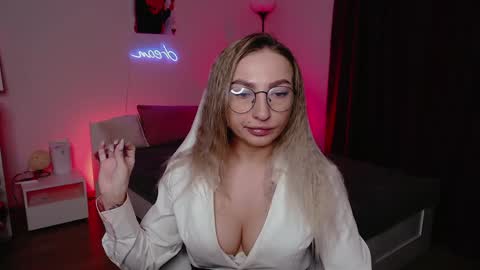 Ammy online show from December 10, 3:30 am