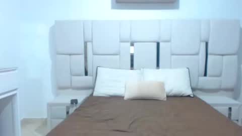 ammy_velez online show from February 23, 1:24 am