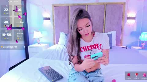 Ammy Jones online show from April 15, 7:58 pm