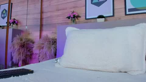 Ammy Scott  online show from March 5, 2:46 am