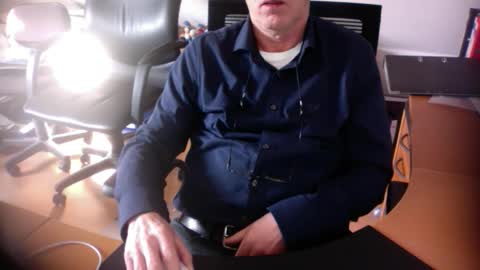 Snapshot of amor2200 chatting on March 10, 9:23 am Amor2200 online show from March 10, 9:23 am