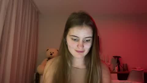 Emma online show from April 12, 8:13 pm