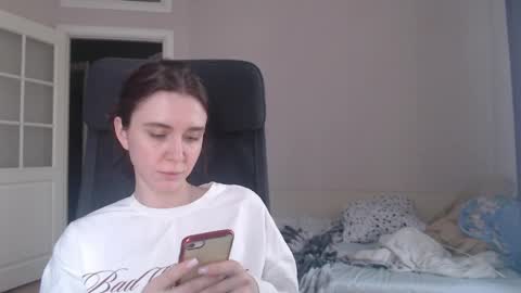 miss unforgettable online show from March 30, 3:23 pm