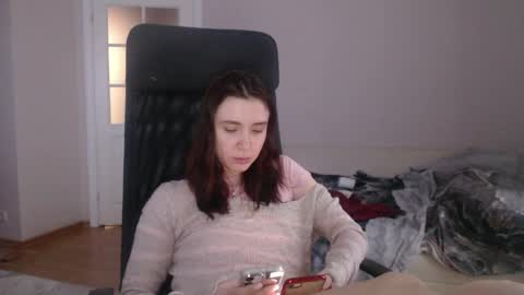 miss unforgettable online show from March 25, 2:35 pm