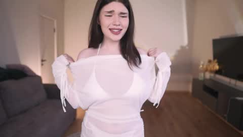 Ada online show from April 1, 1:34 pm