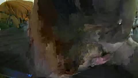 amram1985 online show from April 25, 4:47 am