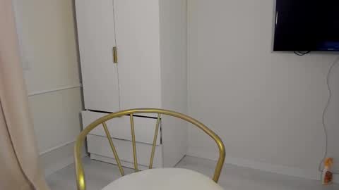 amy1_1 online show from September 21, 6:50 am