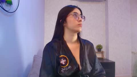 amy__wats0n online show from November 24, 7:12 pm