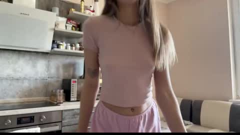 Amy Chill online show from May 17, 12:25 pm
