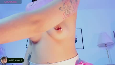 Hello I am Allison Welcome to my room and let is  have a good time together whith me online show from November 21, 11:14 pm