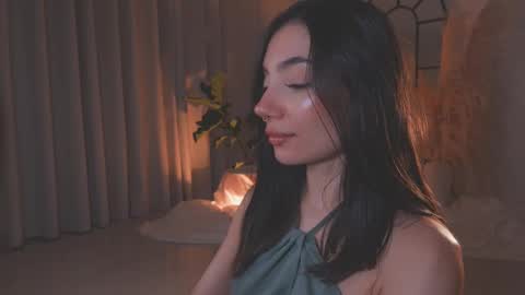 Amy Armstrong online show from September 24, 12:50 am