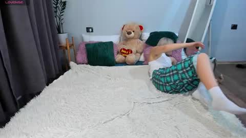 amymilson online show from February 16, 10:54 pm