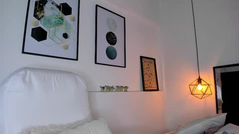 Amy online show from March 21, 11:37 am