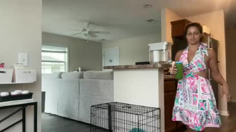 Amy Smilez online show from June 16, 12:53 pm