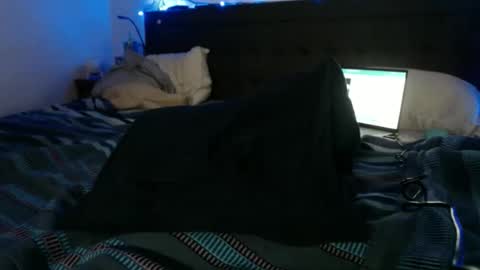 amysview online show from December 19, 8:43 am