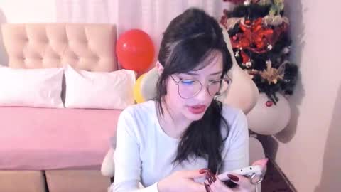 Im anna but you can call me as you want online show from November 15, 10:22 pm