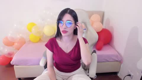 Im anna but you can call me as you want online show from April 20, 8:45 pm