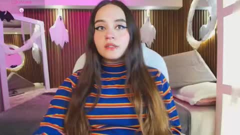 Snapshot of ana_taylor2 chatting on October 14, 7:39 pm Ana online show from October 14, 7:39 pm