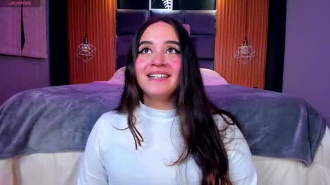 Snapshot of ana_taylor2 chatting on September 9, 9:37 pm Ana online show from September 9, 9:37 pm