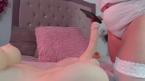 Ana Moon  online show from December 22, 5:14 am