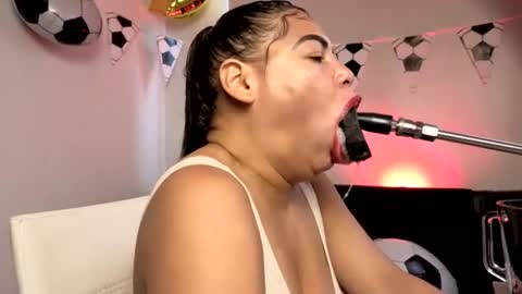 Anabel Alice Gandara online show from July 10, 3:50 pm