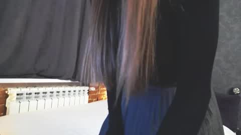 Anna online show from March 6, 12:37 pm